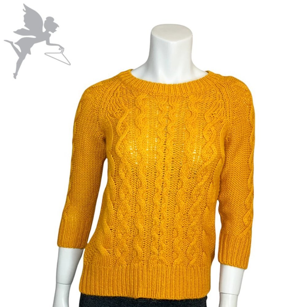 J. CREW Fisherman crew neck cable knit sweater